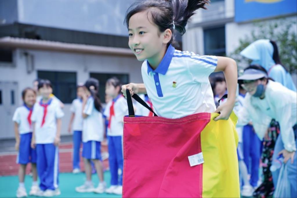 跃动翠北，趣享童年——深圳市翠北实验小学春季趣味运动会圆满启