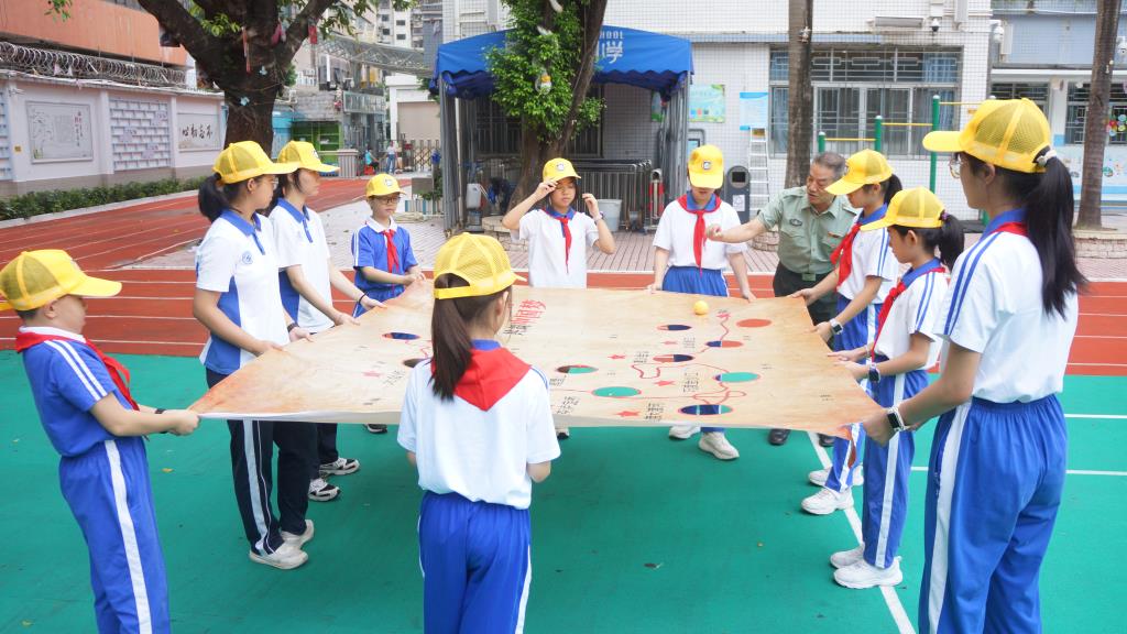 罗湖区“深港未成年人改革开放红色研学夏令营”成功举办