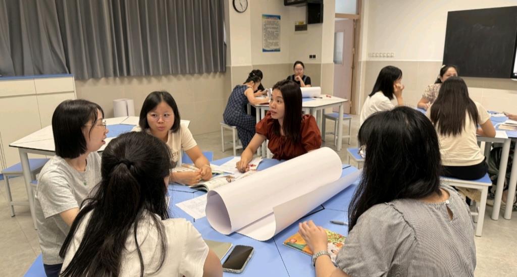 深圳市水库小学课程发展中心召开学科周工作筹备会