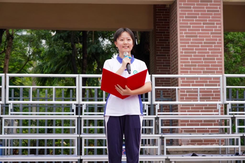 毕子妍同学作分享