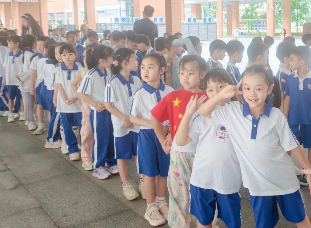 深圳市水库小学开展一年级新生培训及新生家长会