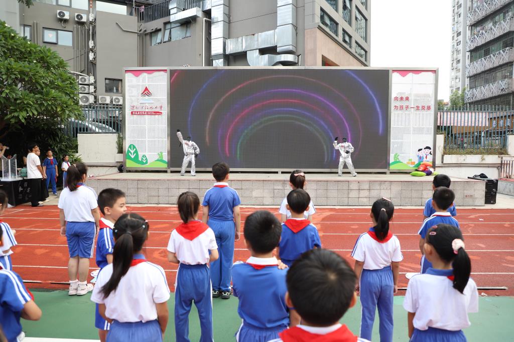 红岭小学·创心课程｜“科创”点亮梦想 “AI”赋能未来 ——