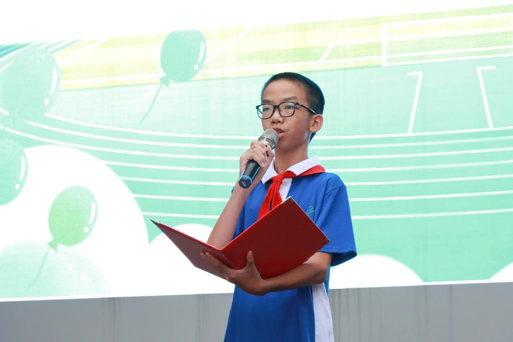 深圳市翠园文锦中学举行2026-2027学年第一学期开学典礼