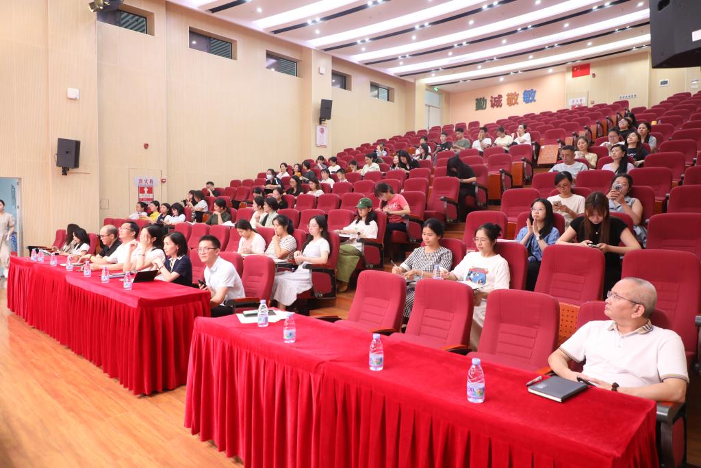 深圳市红桂小学开展人工智能教育专题培训
