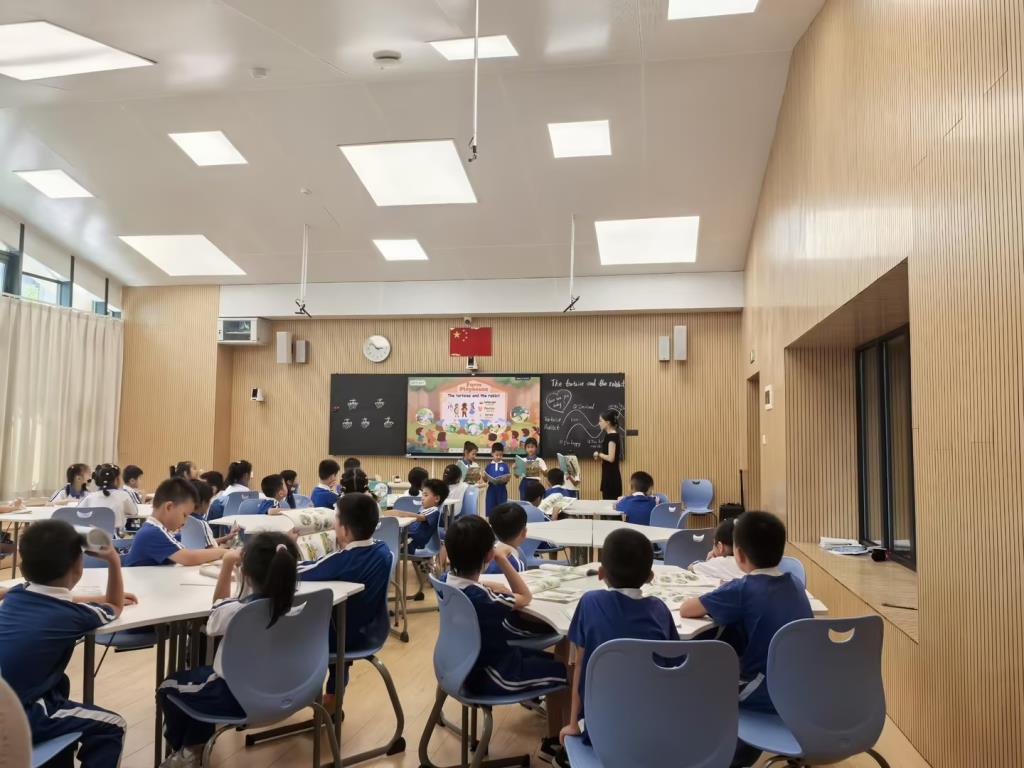 罗湖外语小学开展新教师亮相课展示活动