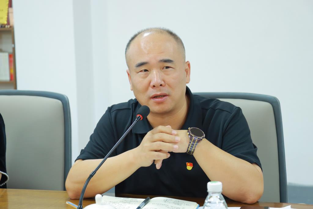 太白实验学校召开家长委员会及膳食监督家长委员会增选工作会议