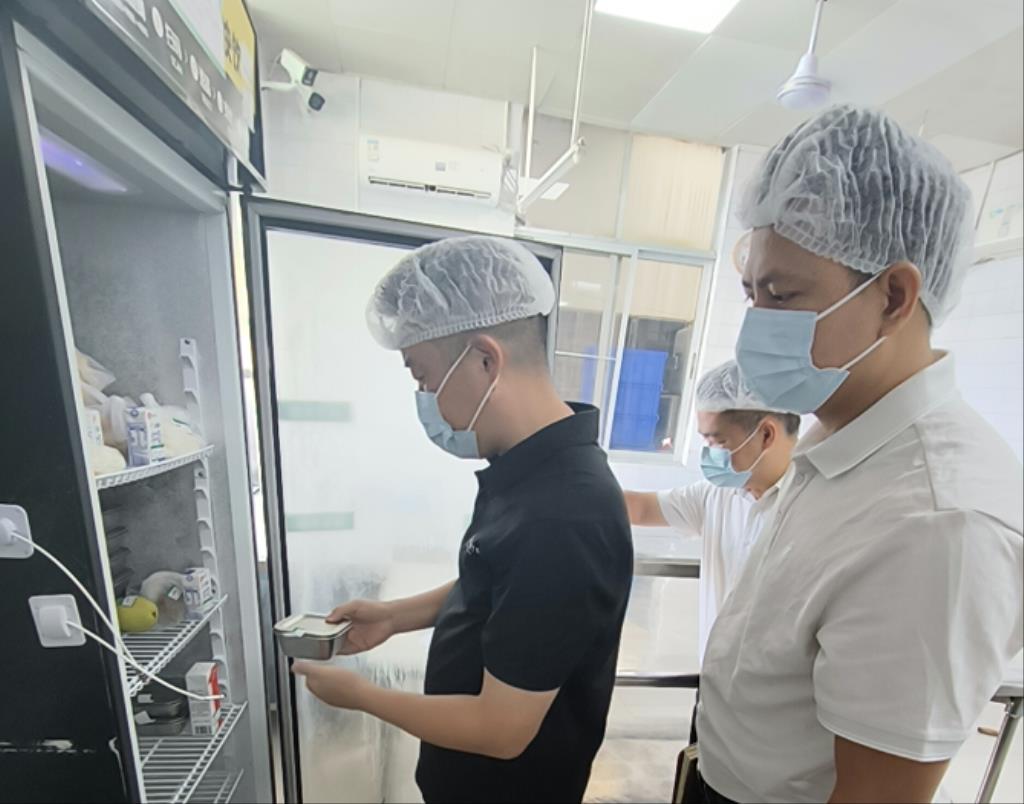 专项督导细检视，规范管理促育人  ——龙创实验学校迎接罗湖区中小学“规范管理”专项督导