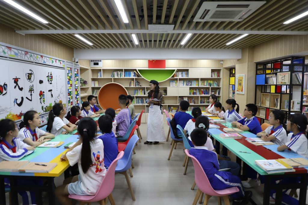 红岭小学·红心课程｜区第七督学责任区来校进行“规范管理”专项