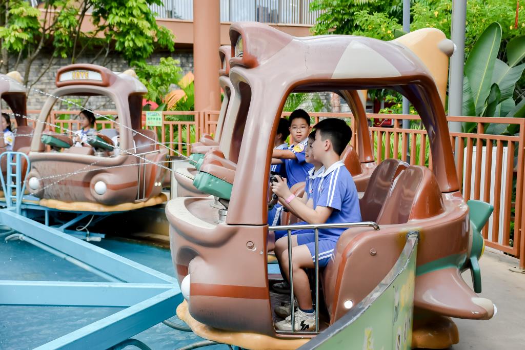深圳市水库小学开展秋季社会实践活动