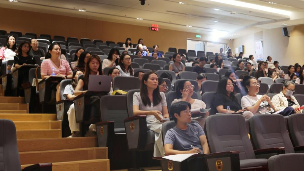 罗湖区初中英语“AI赋能教师”专项培训