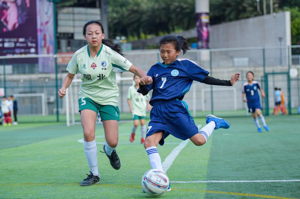笋岗小学体育锻炼2小时，体心协同护健康成长