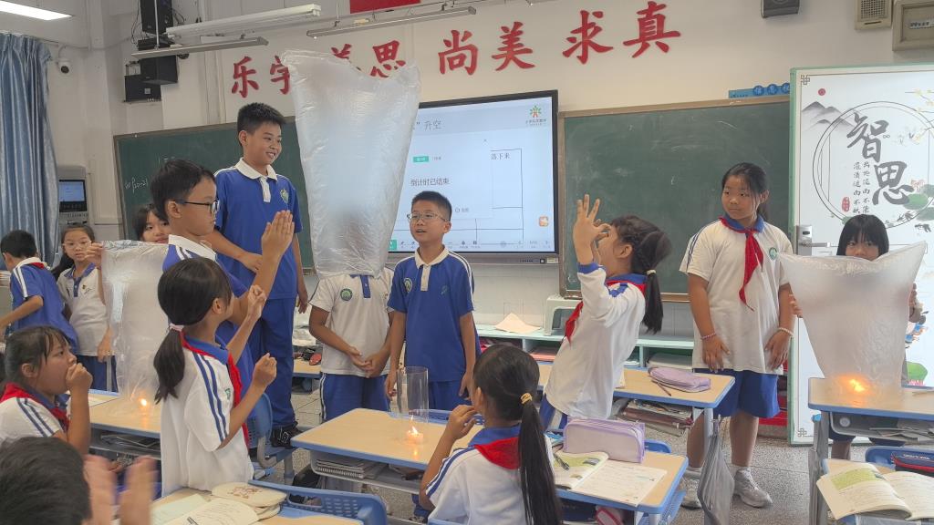 深圳市洪湖小学2026年全国科普月暨“做中学”领航行动