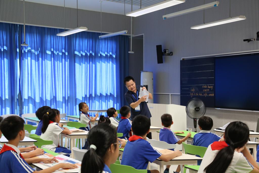 安芳小学迎接罗湖区9月“规范管理”专项督导