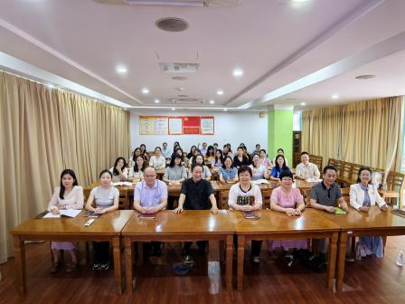 名家引领指路径    有效课堂得新知——深圳市东晓小学举办“课堂管理艺术”专题讲座