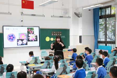 聚焦课堂提质增效，专家引领以研促教——罗湖区教科院“百人听千课”活动走进深圳市莲南教育集团安芳小学