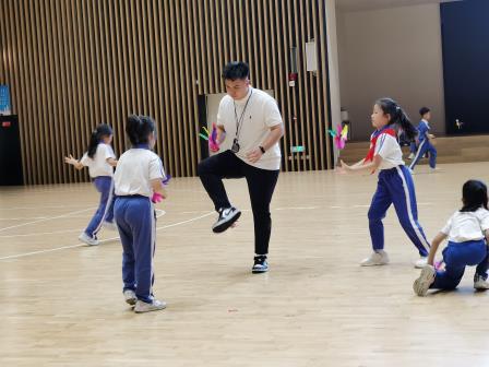罗湖未来学校接受区第四责任区督学专项督导