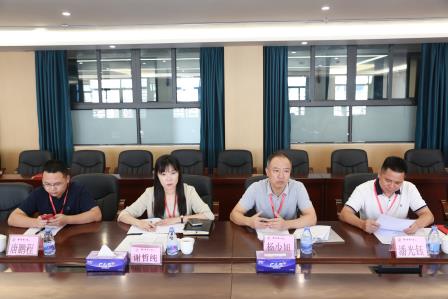 罗湖区第三责任区督学到布心小学开展校园环境建设专项督导工作