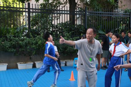 罗湖区第三责任区督学到布心小学开展校园环境建设专项督导工作