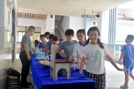 “盒”你一起，换享美好 ——深圳市垃圾分类进校园主题活动