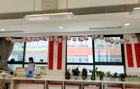 深圳市举布心中学举办2024-2025学年上学期“最美教室”评比活动