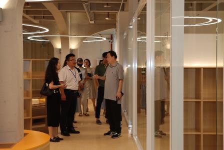 深圳少儿图书馆自然主题馆落户罗湖外语小学