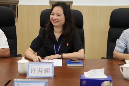 罗湖外语小学接待南京银城小学教育集团来访团