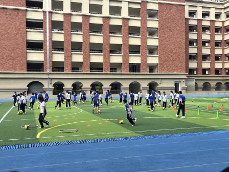 罗湖区第七责任区督学到翠园东晓创新学校开展校园文化专题督导
