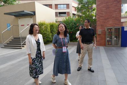 罗湖区第七责任区督学到翠园东晓创新学校开展校园文化专题督导