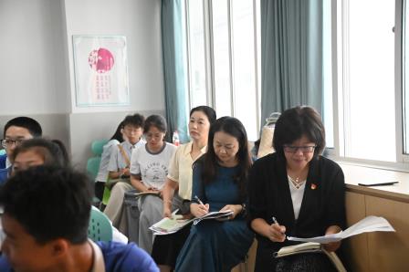 助推教育高质量发展，罗湖区“百人听千课”专家团到桂园