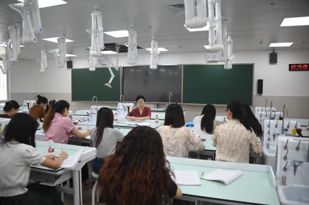 助推教育高质量发展，罗湖区“百人听千课”专家团到桂园