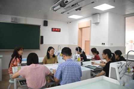 助推教育高质量发展，罗湖区“百人听千课”专家团到桂园
