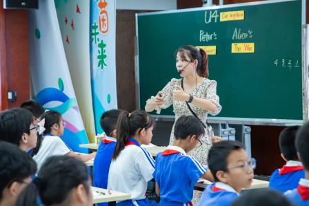 共研新教材，携手促成长 ——深圳市翠茵学校与文昌小学校际交流研讨