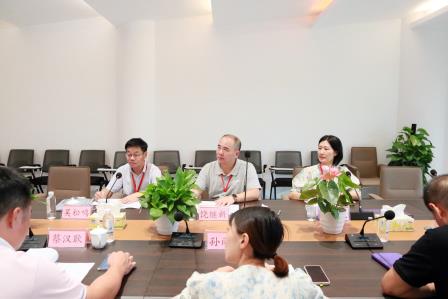 责任督学进校园，守护成长新风景——罗湖区教育督导室第八责任区督学到深圳市莲南教育集团安芳小学开展专项督导