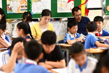 百人听千课，赋能助成长 ——罗湖区“百人听千课”行动走进靖轩小学
