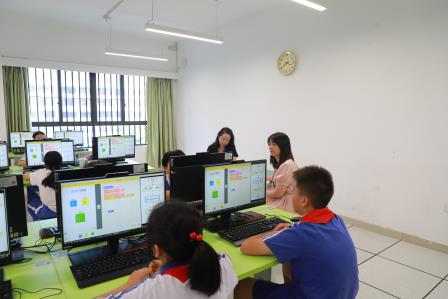罗湖区第四责任区督学到锦田小学开展校园环境建设专项督导