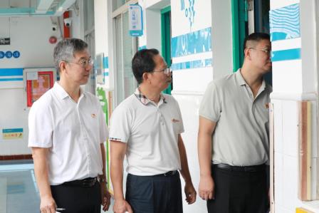 赋能课堂，共促成长——罗湖区“百人听千课”活动走进罗芳小学