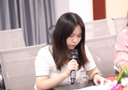 布心中学党总支召开2024年第三季度党员大会