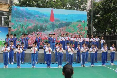 红领巾爱祖国——深圳市人民小学举行二年级入队仪式