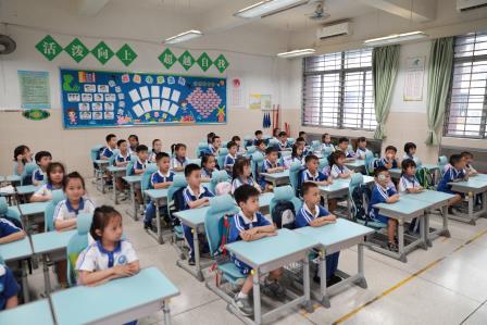 深圳市人民小学开展校园“食育”主题班队会