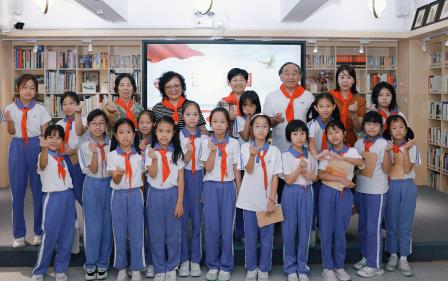 聆听“五老”故事，培根铸魂育少年 ——翠北实验小学开展“五老”进校园活动