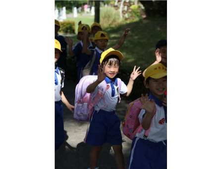 深圳市怡景小学1-3年级开展锦绣中华民俗文化村社会实践活动