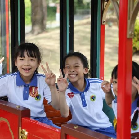 深圳市怡景小学1-3年级开展锦绣中华民俗文化村社会实践活动