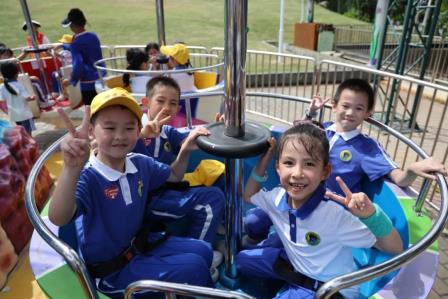 深圳市怡景小学1-3年级开展锦绣中华民俗文化村社会实践活动