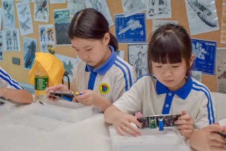深圳市怡景小学4-6年级开展万思未来馆研学活动