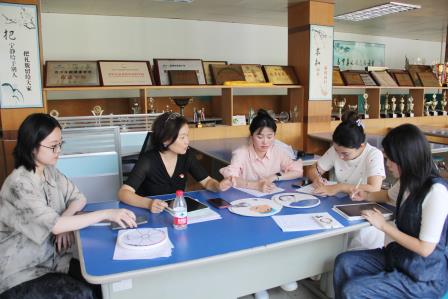 罗湖区教科院教研团队走进深圳市南湖小学开展“百人听千课”活动