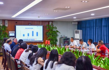 携手并进，共促成长——罗湖高级中学与怀集中学开展结对帮扶教研交流活动