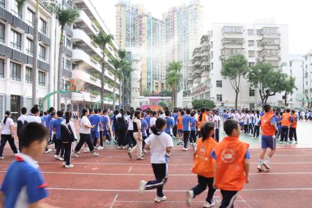 安全记于心，消防践于行——翠园文锦中学消防安全进校园暨消防应急疏散演练活动