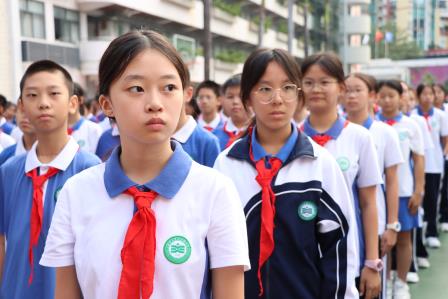 安全记于心，消防践于行——翠园文锦中学消防安全进校园暨消防应急疏散演练活动