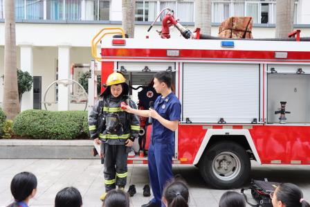 安全记于心，消防践于行——翠园文锦中学消防安全进校园暨消防应急疏散演练活动