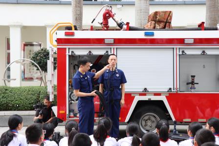 安全记于心，消防践于行——翠园文锦中学消防安全进校园暨消防应急疏散演练活动